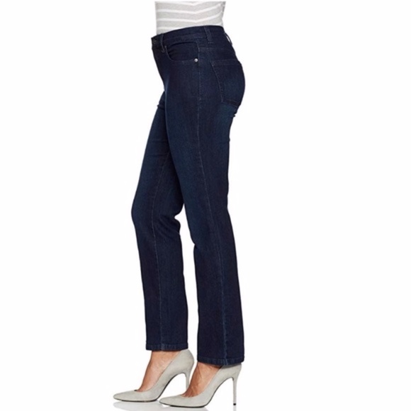 NWT GV Amanda Slimming Tapered Leg Jeans - Picture 3 of 3